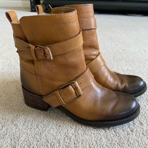 Adorable lucky brand boots!